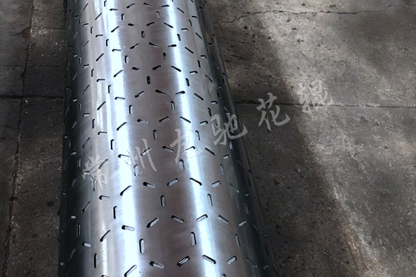 對壓輥出現斷裂如何處理